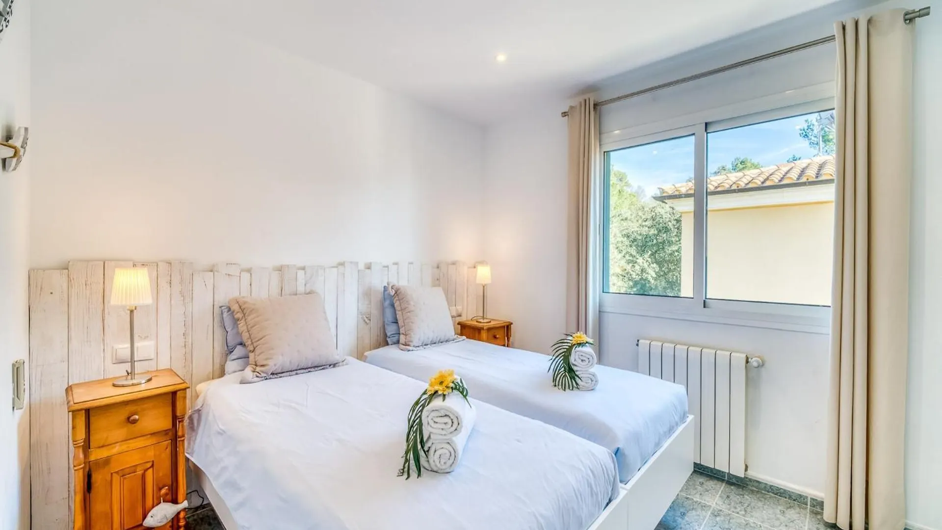 Alcanada Villa Near Puerto De Alcudia Beach ספרד