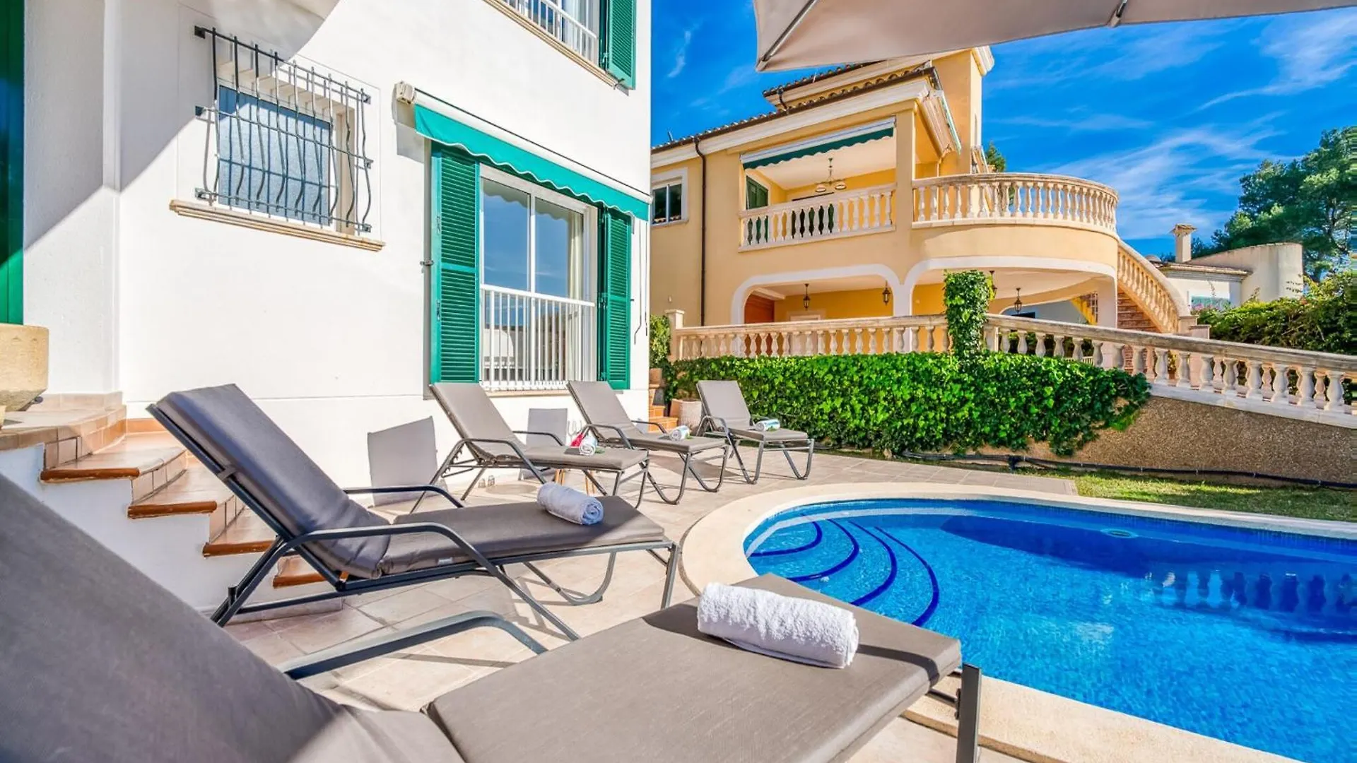Alcanada Villa Near Puerto De Alcudia Beach ספרד