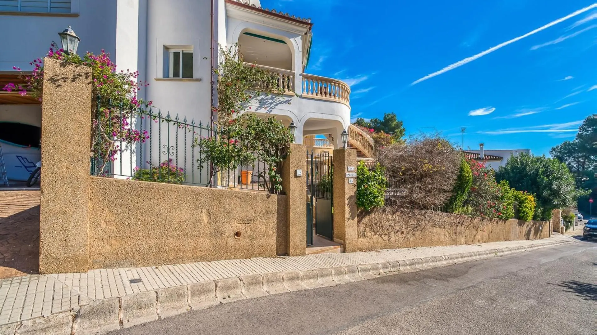 Alcanada Villa Near Puerto De Alcudia Beach